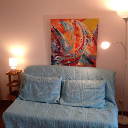 Au Calme Dans Hameau Fleuri Joli Studio 3 Pers Piscine Parking Wi-Fi 방스 외부 사진