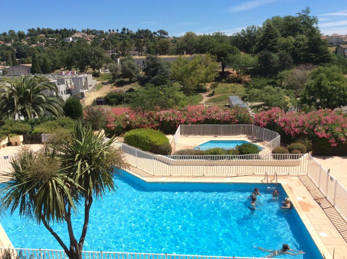Au Calme Dans Hameau Fleuri Joli Studio 3 Pers Piscine Parking Wi-Fi 방스 외부 사진